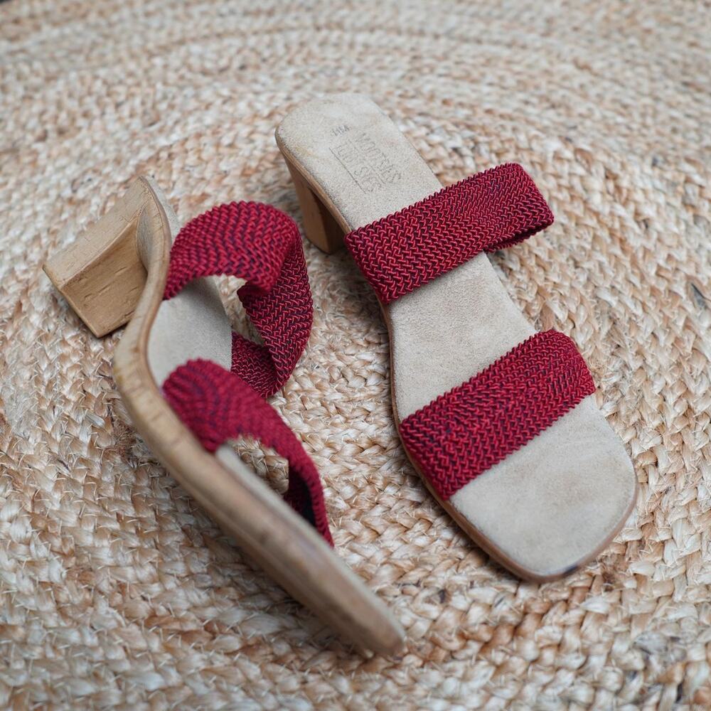 Mootsies Tootsies Red Stretch Slide Heels Y2K 11